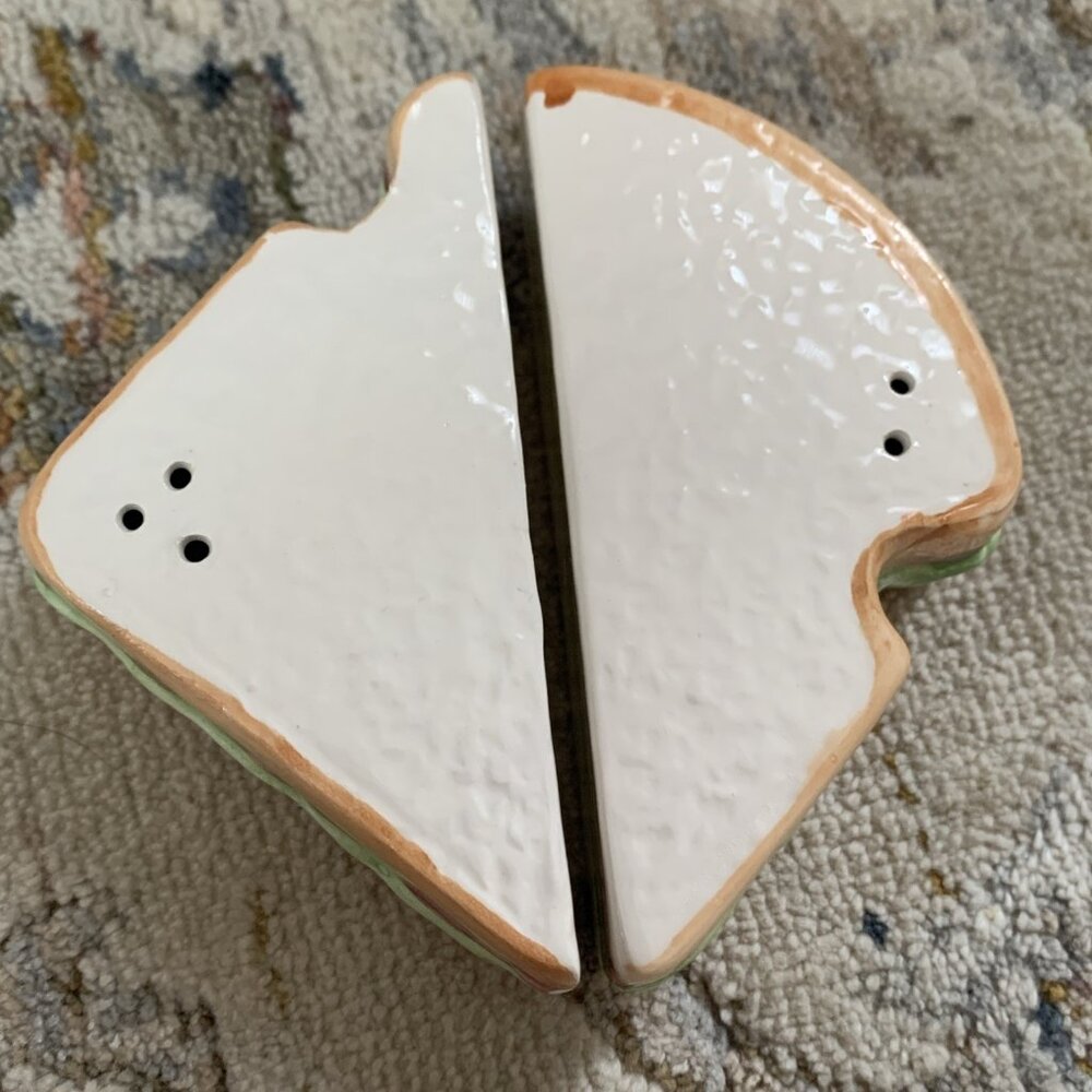 Kitch Ceramic Ham Sandwich Salt And Pepper Shaker Set Vintage Novelty